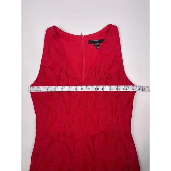Maggy London Red Lace Sleeveless V-Neck Cocktail Dress Size 2 - Picture 9 of 11